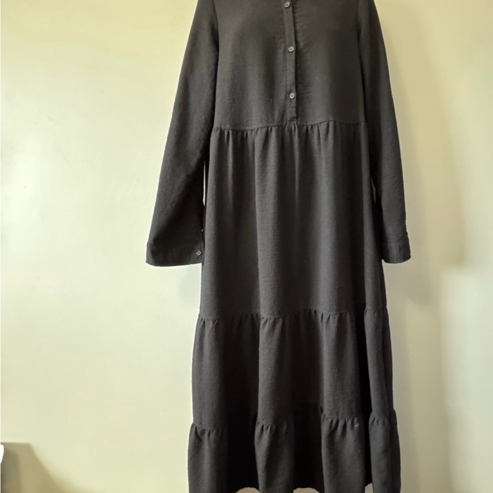 Max Studio Black Long Sleeve Dress
